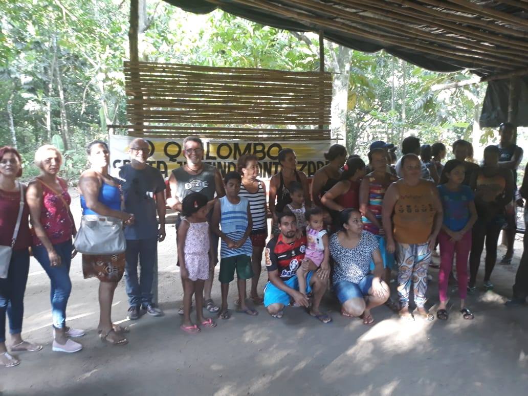 O Instituto José Miguel distribuiu 100 cestas básicas, além de roupas e calçados para os moradores