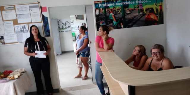 A palestrante falou sobre as dificuldades enfrentadas pelas pessoas com deficiência física