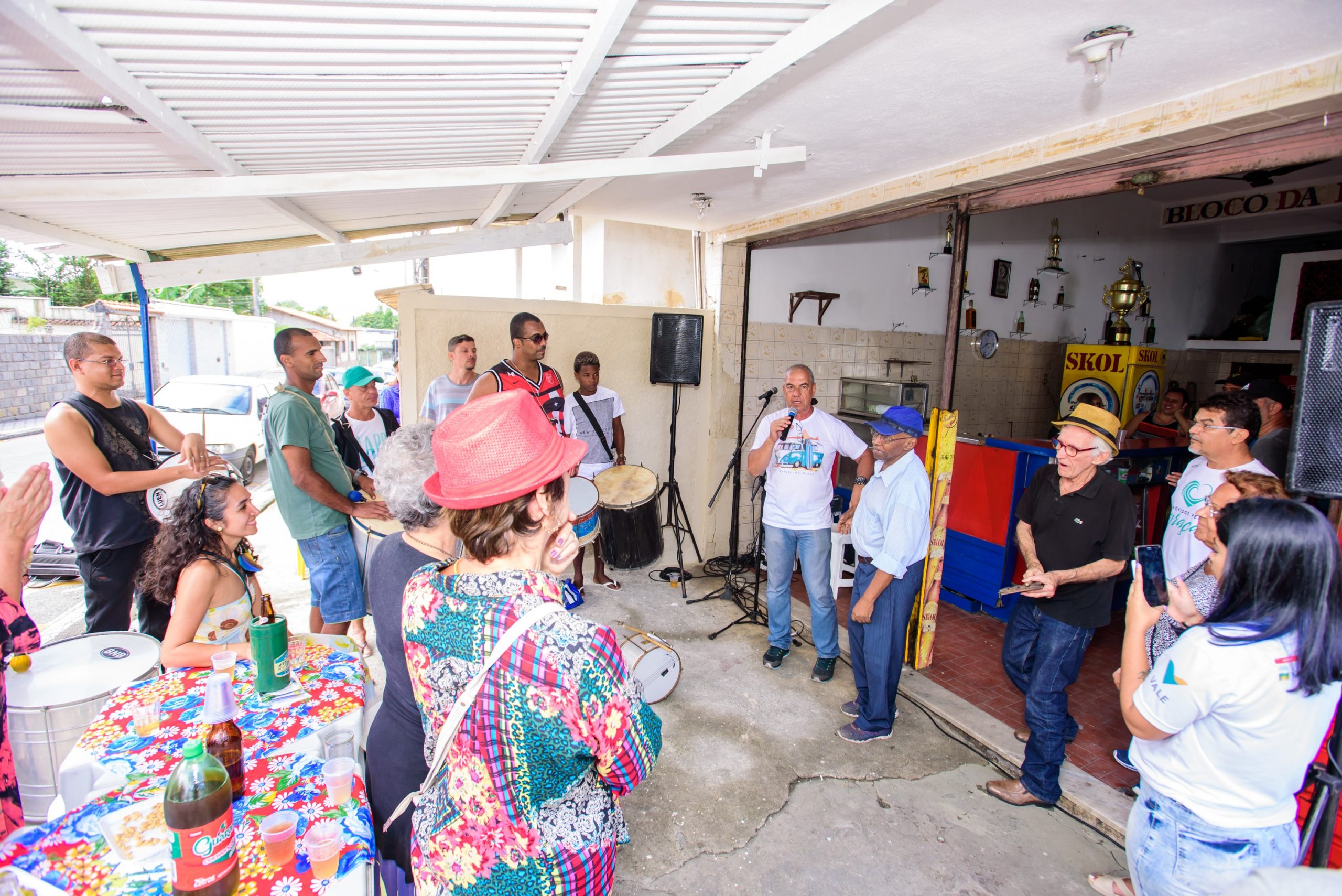 OS PARTICIPANTES conheceram histórias de antigos carnavais da cidade de Itaguaí