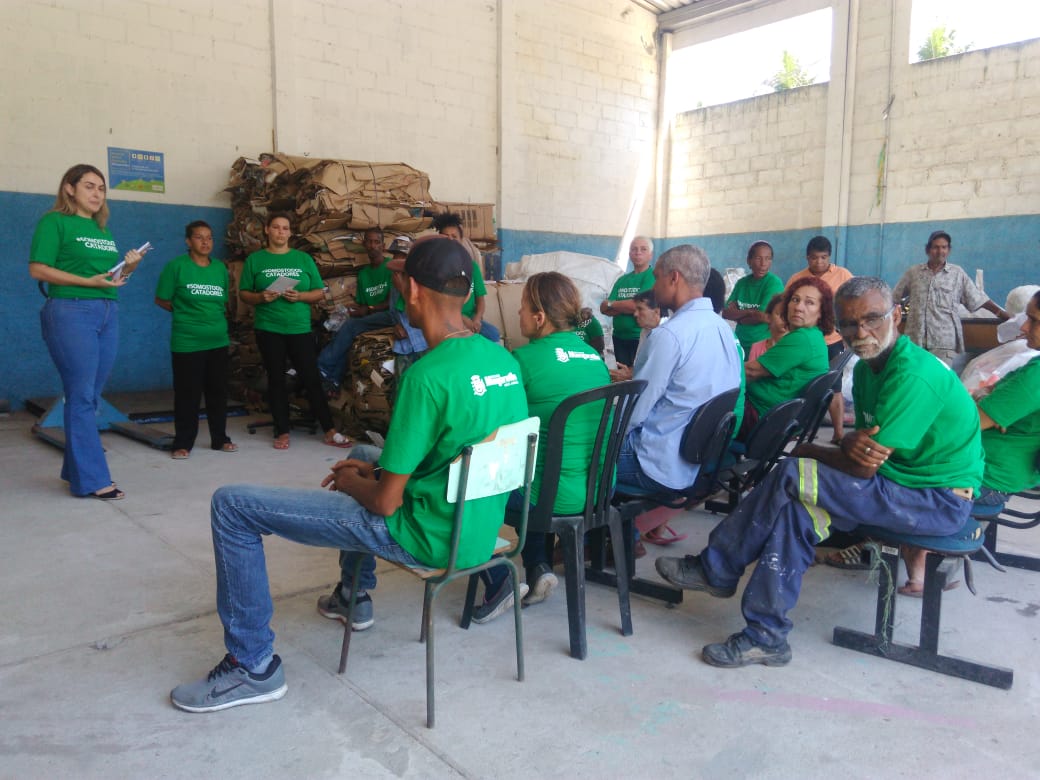 Na reunião de terça em Mangaratiba foram cooperados novos catadores oriundos do antigo aterro sanitário