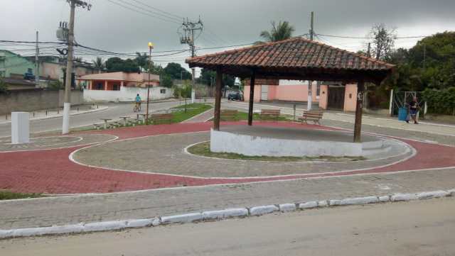 A PRAÇA Zumbi dos Palmares, em Seropédica, passou por obras de reparos.