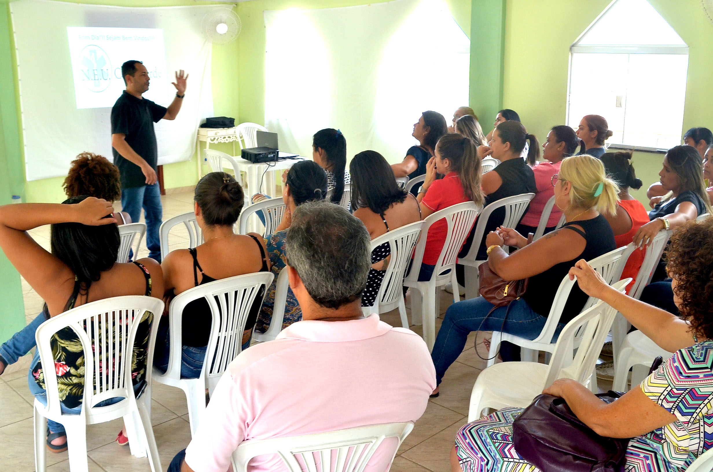ENFERMEIROS DE Mangaratiba participaram do curso de capacitação na segunda-feira