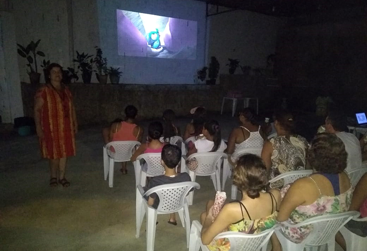PÚBLICO DE Conceição de Jacareí assistiu a exibição do filme Rio na noite de terça-feira (15)