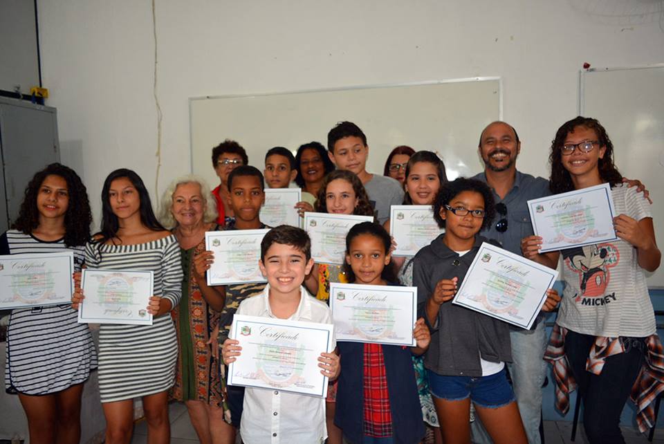 Alunos do curso de informática receberam seus certificados durante cerimônia na sexta-feira