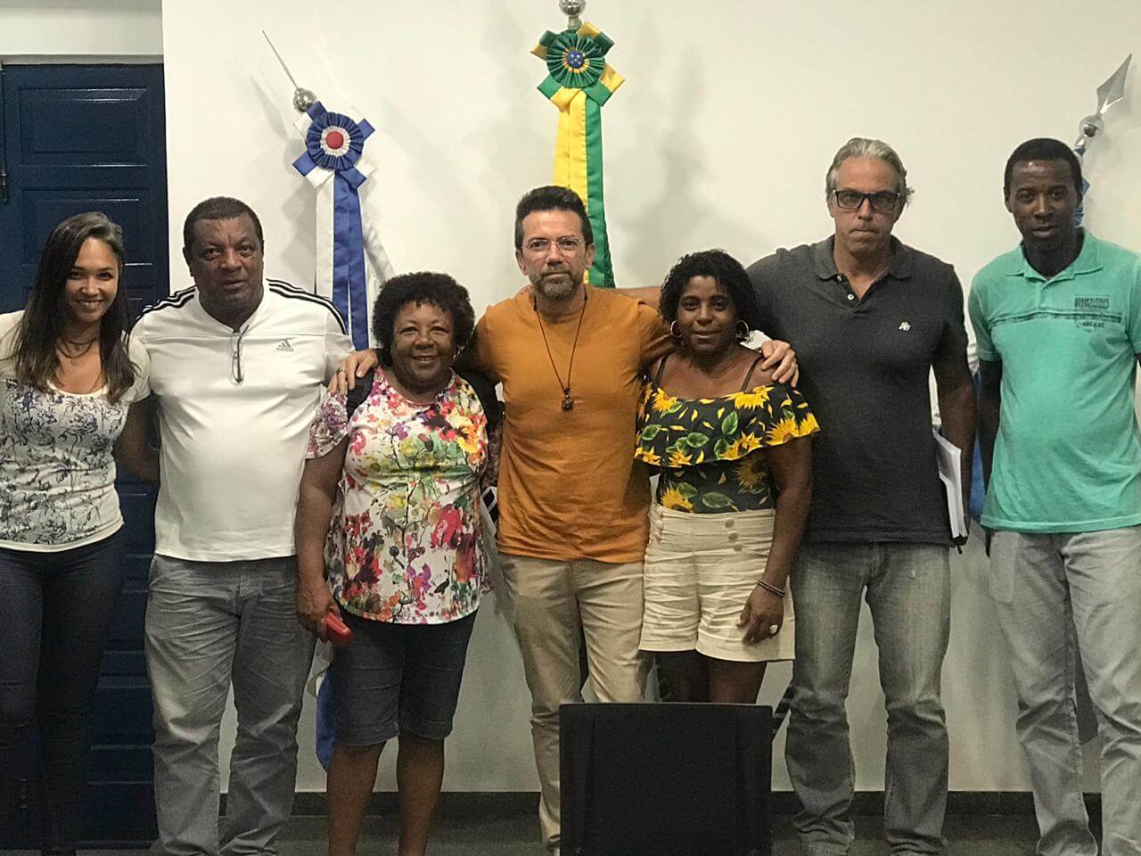 Representantes da Arqimar posaram com os secretários de Meio Ambiente e Obras de Mangaratiba