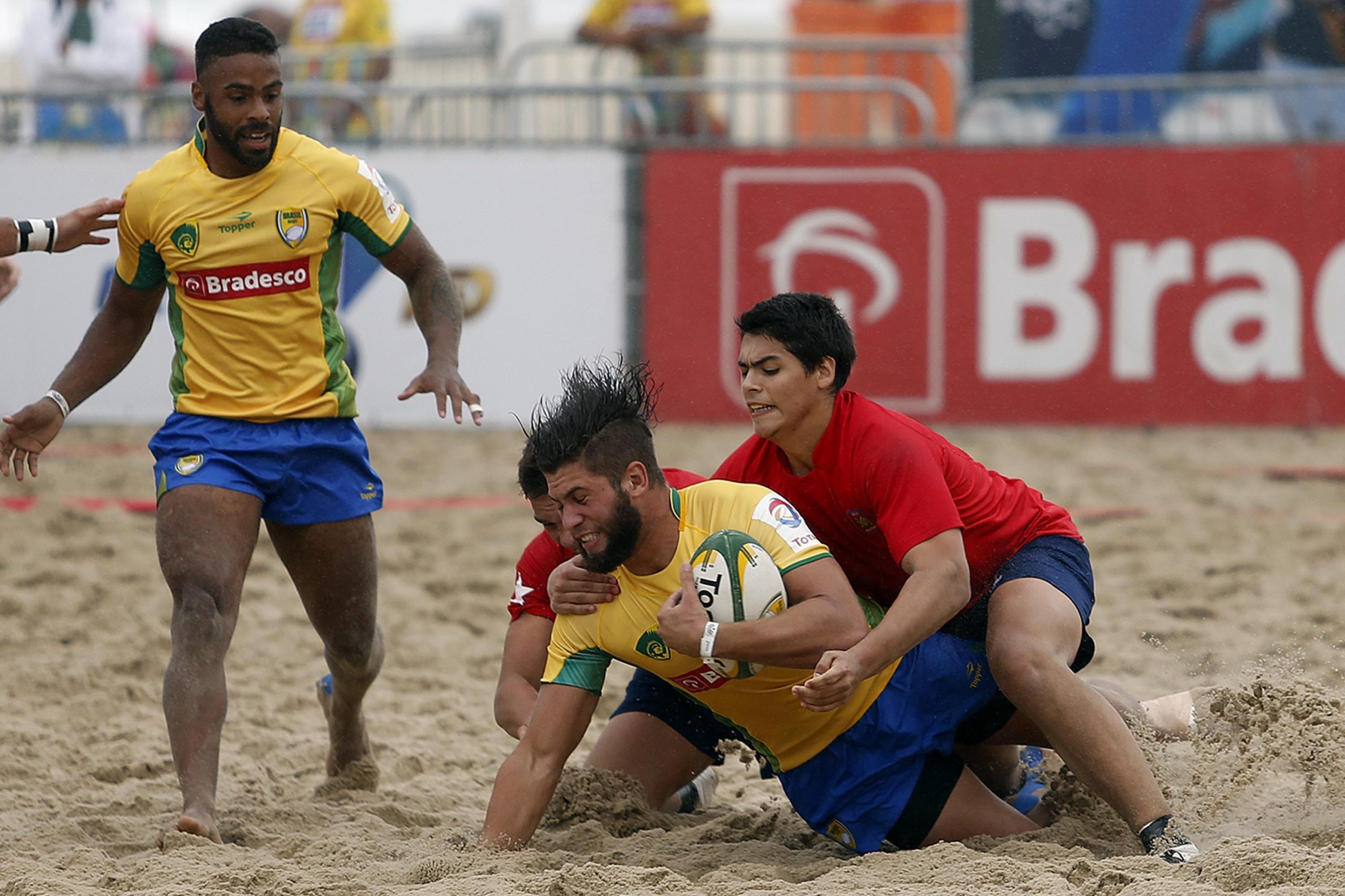Rio de janeiro; RJ; Praia do Leme; Brasil; 17/12/2016; Super Desafio BRA de Beach Rugby; Foto de Gaspar Nóbrega/Bradesco/Inovafoto