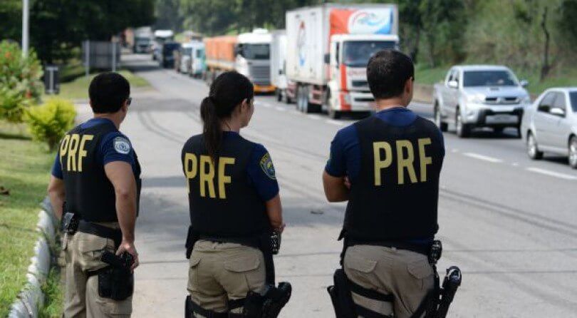 CANDIDATOS A policial rodoviário federal já podem se inscrever no concurso da PRF